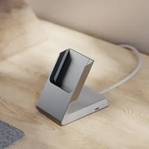 Alogic Matrix 2-in-1 MagSafe-Desktop-Ladedock mit aufrechtem Smartphone-Ständer und fest angebrachtem Kabel