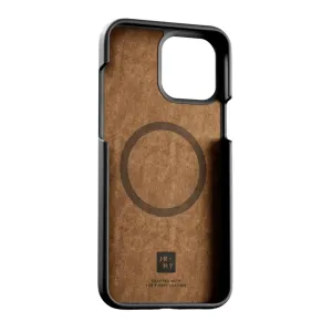 Journey-nahkakuori iPhone 13 Pro Maxille vaaleanruskeana, MagSafe-renkaalla, mustilla reunoilla ja kamera-aukolla