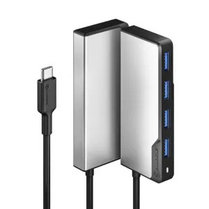 Concentrateur ALOGIC USB-C Fusion SWIFT 4-en-1 avec quatre ports USB-A et un câble USB-C attaché, argenté et noir.