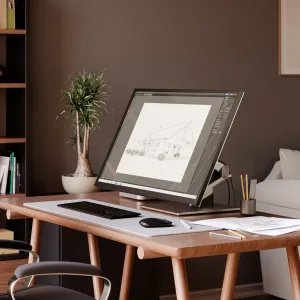 Alogic Clarity Max 32-tuumainen 4K-kosketusnäyttö työpöydällä kotitoimistossa, näytöllä taloluonnos