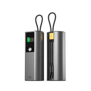 ALOGIC Ark Pro 160 W-powerbank visas framifrån och från sidan, med smart skärm och integrerad USB-C-kabel, i silver och svart.