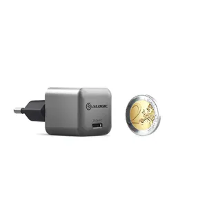 ALOGIC Rapid Power 20 W GaN USB-C-Wandladegerät, kompaktes graues Schnellladegerät mit Größenvergleich