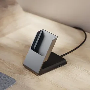 Alogic Matrix 2-i-1 MagSafe-laddare, skrivbordsdocka med upprätt trådlöst laddningsställ i svart och silver