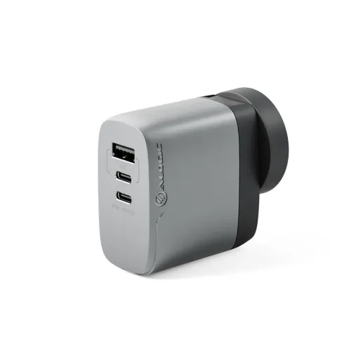 ALOGIC Rapid Power universal charger in space gray, with one USB-A port, two USB-C ports labeled 15W and 47-67W PD, side log.
