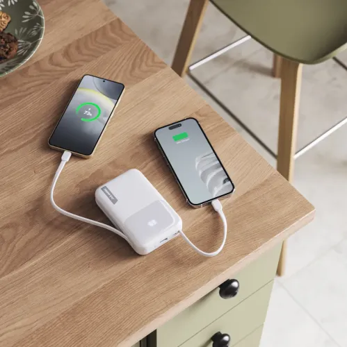 "ALOGIC Tandem+ Power Bank" - vienu metu įkrauna du įrenginius - Balta