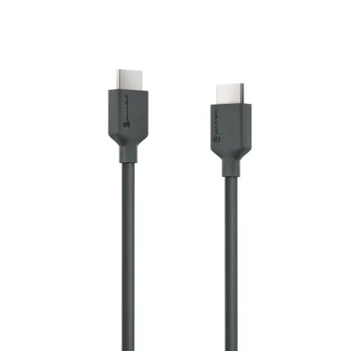 ALOGIC HDMI kabelis su dviem tamsiai pilkos spalvos išorinėmis jungtimis; tiesūs, žemo profilio korpusai su logotipu, pavaizduoti baltame fone.