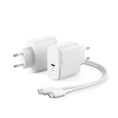 ALOGIC väggladdare i vitt med EU-kontakt, en USB-C-port märkt PD 65W, samt flätad USB-C till USB-C-kabel, två visade laddare.