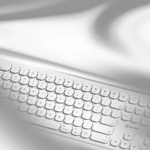 ALOGIC Echelon balta viso dydžio Bluetooth klaviatūra su šiaurietišku išdėstymu ir skaičių klaviatūra